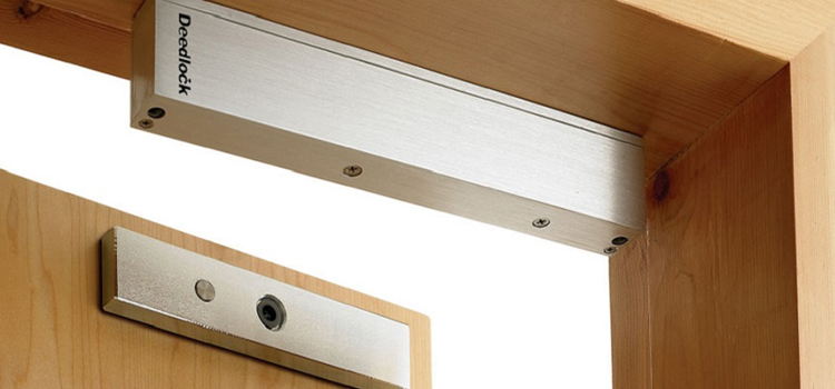 Magnetic lock installation Garnet